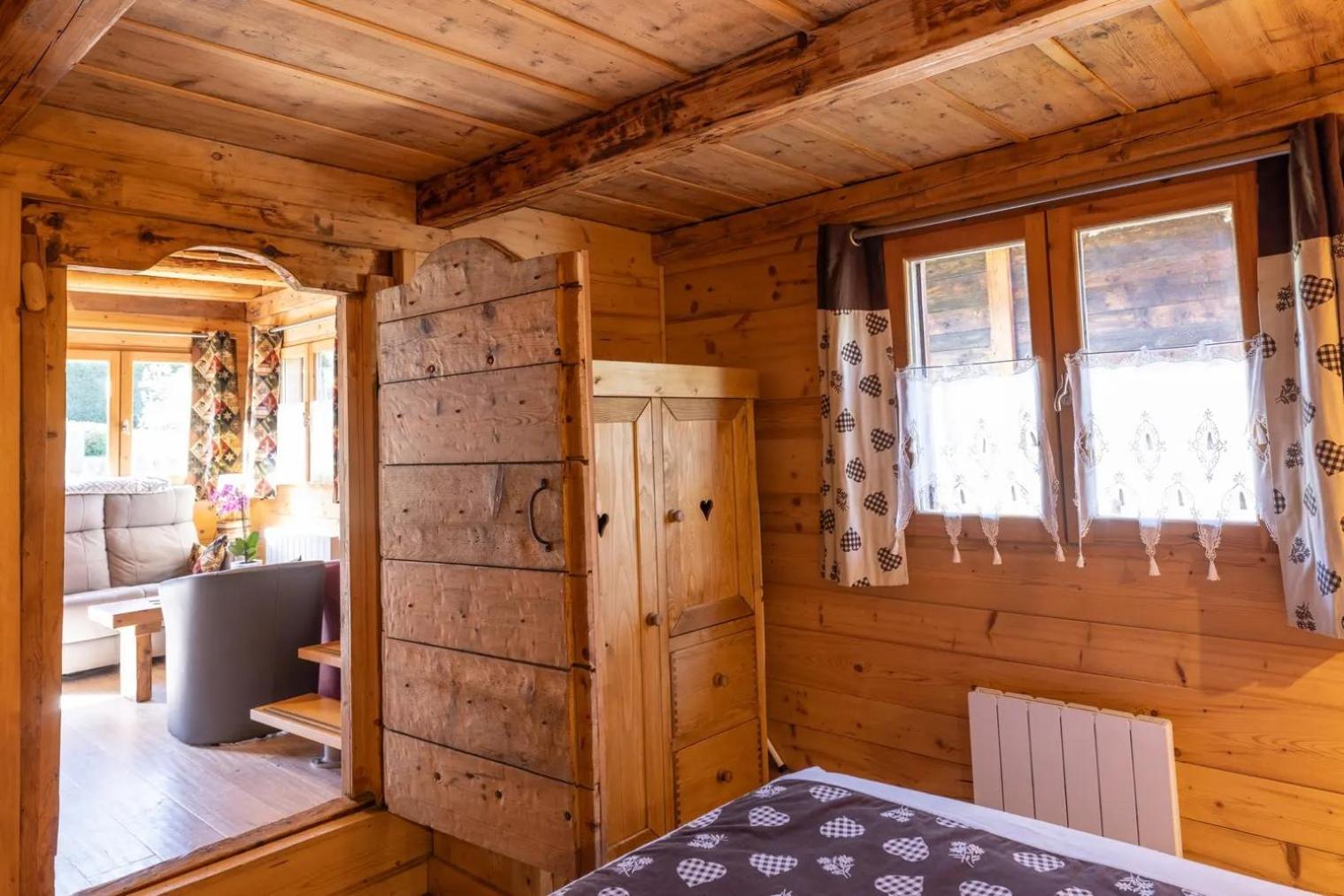 Les Chalets Du Bonheur Лез-Уш Экстерьер фото
